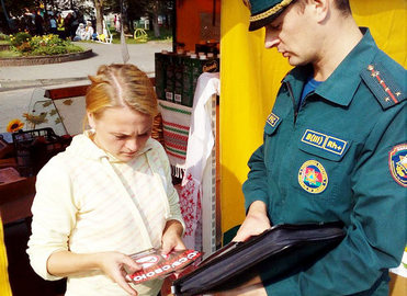 В местах массового скопления людей проведены профилактические мероприятия В местах массового скопления людей проведены профилактические мероприятия