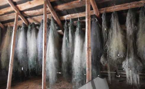 60 сетей нашли в доме рыбака-нелегала, проживающего вблизи озера Червоного 60 сетей нашли в доме рыбака-нелегала, проживающего вблизи озера Червоного