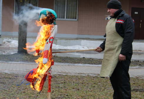В районе и колледже отпраздновали Масленицу В районе и колледже отпраздновали Масленицу