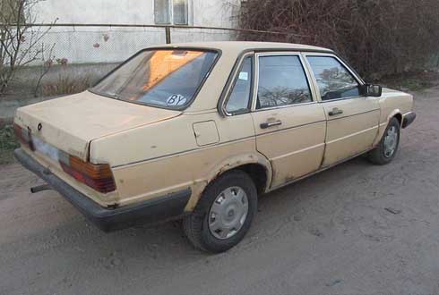 В Молодечно угонщика нашли по крошкам от чипсов