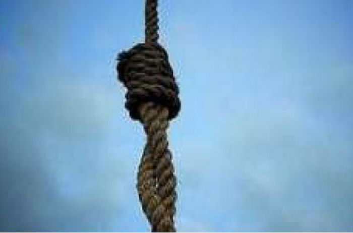 В Вилейском районе мужчина решил привлечь к себе внимание родственников, сымитировав повешение