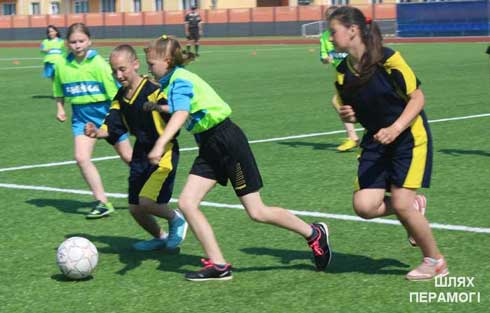 Юные футболисты из Вилейки сыграют в финале областных соревнований "Кожаный мяч" Юные футболисты из Вилейки сыграют в финале областных соревнований "Кожаный мяч"