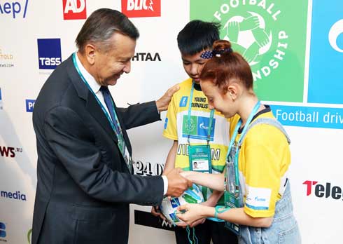 В Мадриде завершился Седьмой сезон «Футбола для дружбы»