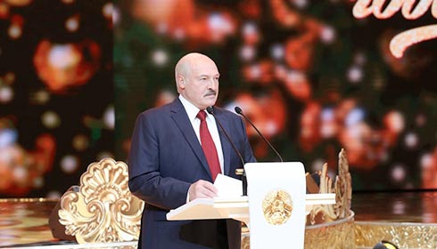 Белорусскому народу под силу преодолеть все трудности