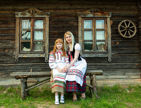 Фотаконкурс “Сэлфі & фота з вышыванкай” крочыць па Вілейшчыне