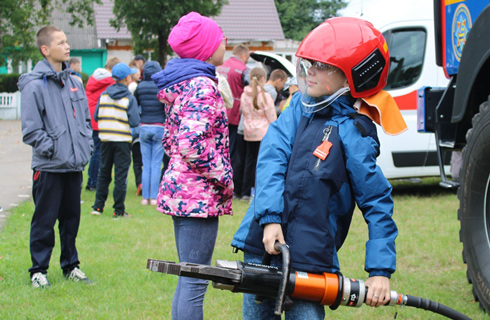 О безопасности – в теории и практике О безопасности – в теории и практике