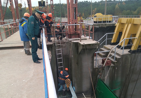 «Повелители» воды готовы к борьбе с огнем…