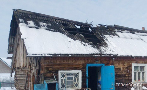 В Вилейском районе жители соседней деревни спасли дом, вовремя заметив пожар