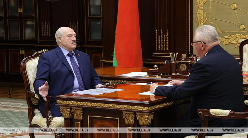 Лукашенко обсудил с главой ЦИК подготовку к электоральной кампании 2024 года