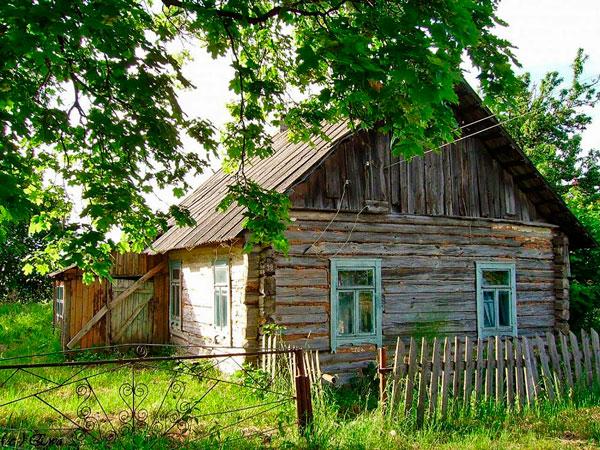 Вилейчанка продала родительский дом. И пожалела об этом...