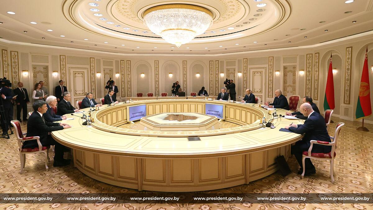 Александр Лукашенко: Ставропольский край в Беларуси всегда воспринимался как житница