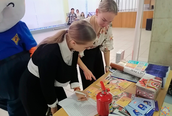 Об опасности курения во Дворце культуры