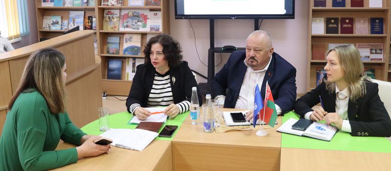 Трудовые отношения: вилейчане получили консультацию специалистов