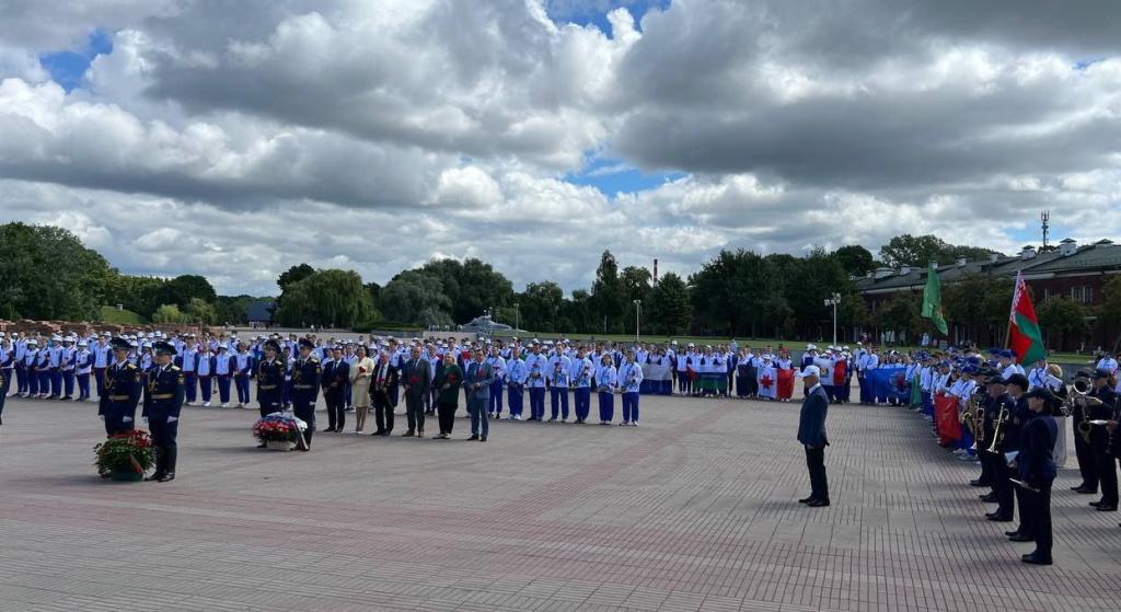 В Беларуси проходит туристский слёт учащихся Союзного государства – более 500 человек