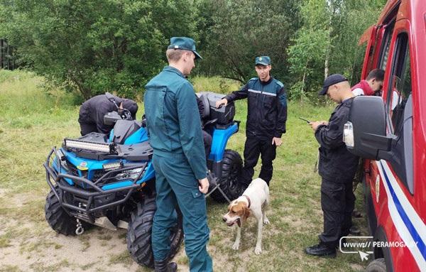 В Вилейском районе пропал 72-летний пенсионер. Спасатели его ищут уже более трех суток