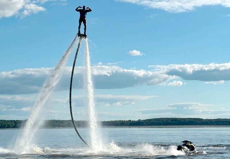 Флайборд на Вилейском водохранилище – для любителей «парить» над водой