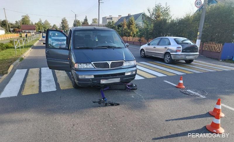 В Вилейке автомобиль столкнулся с водителем электросамоката. Парень оказался в больнице