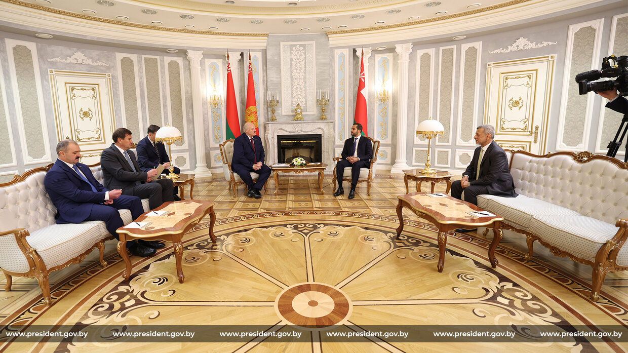 Александр Лукашенко встретился с Наследным принцем - Министром культуры, молодежи и спорта Султаната Оман Зеязином бен Хайтамом Аль Саидом