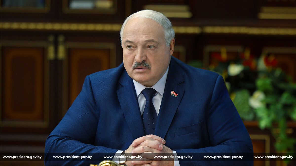 Александр Лукашенко заслушал доклад по вступительной кампании