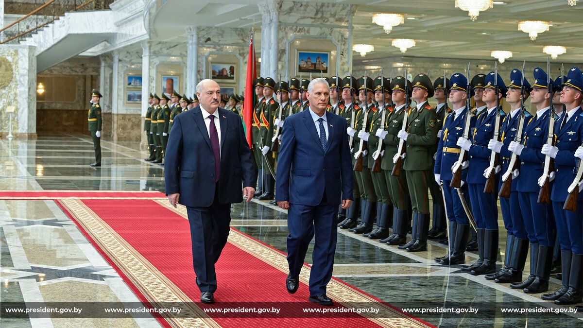Встреча Президента Беларуси Александра Лукашенко c Президентом Кубы Мигелем Диас-Канелем Бермудесом прошла во Дворце Независимости