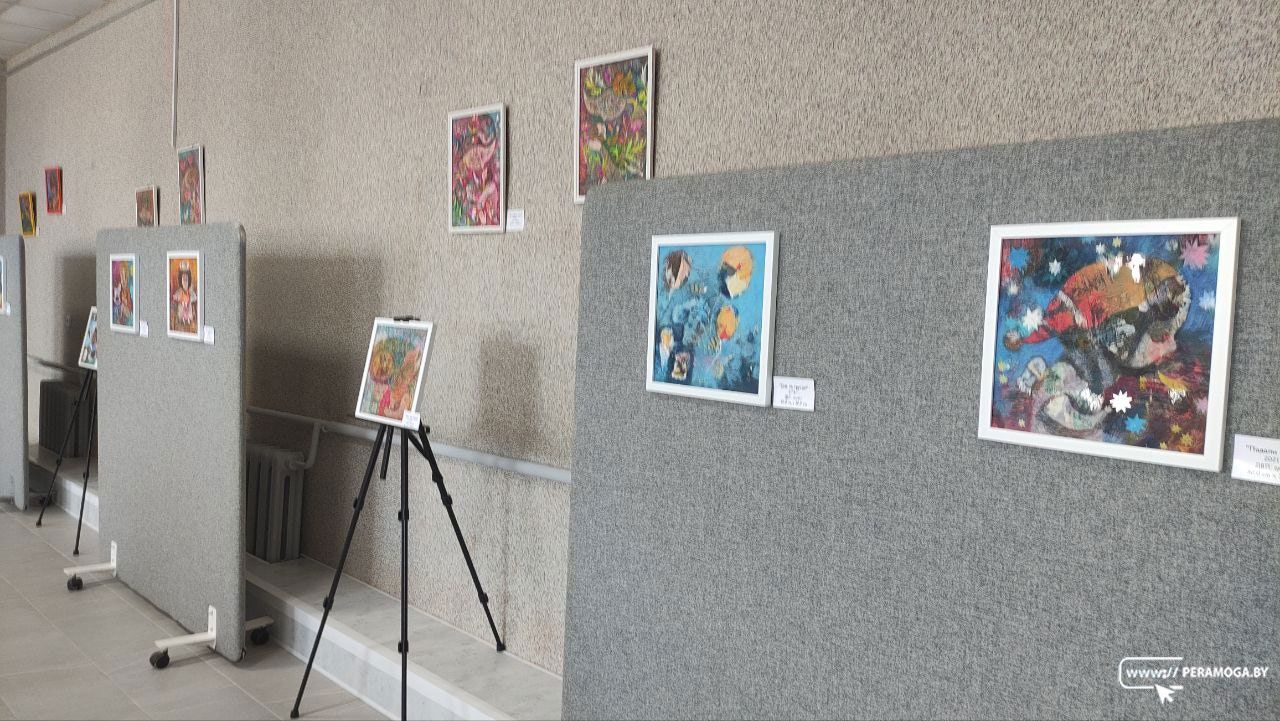 Её картины созданы интуитивно: без эскизов, идей – чистая медитация