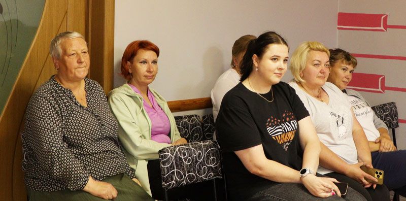 Формат общения – глаза в глаза. О чем говорили на встречах с заместителем председателя райисполкома Людмилой Слепцовой в д/с №№6 и 2