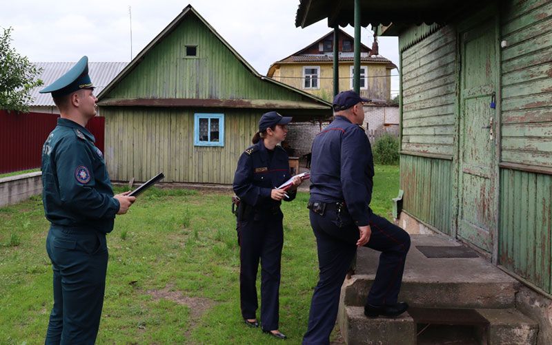 Профилактические мероприятия Вилейского РОЧС и РОВД