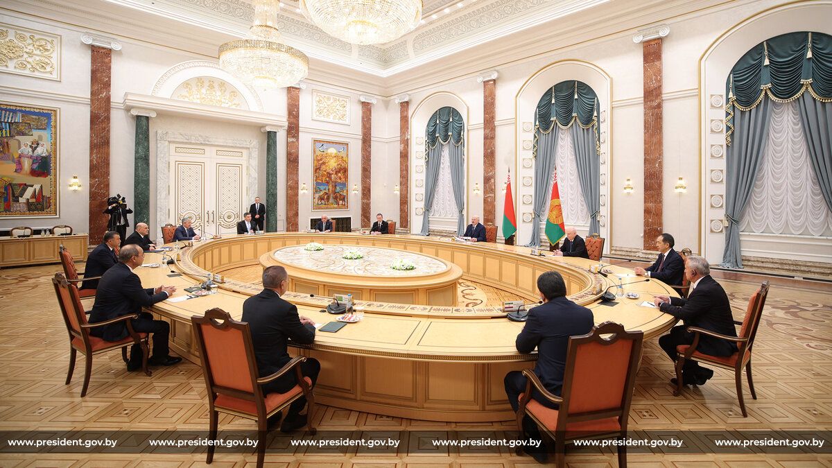 Встреча с главами правительственных делегаций, участвующих в заседаниях Евразийского межправсовета и Совета глав правительств СНГ