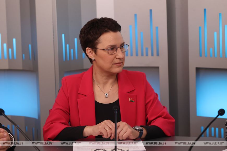 В Беларуси 46 семей воспитывают десять и более детей