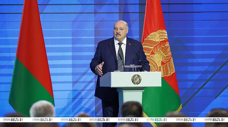 "Давайте сразу выбирать разрядку". Выступление Лукашенко на Минской конференции по безопасности 