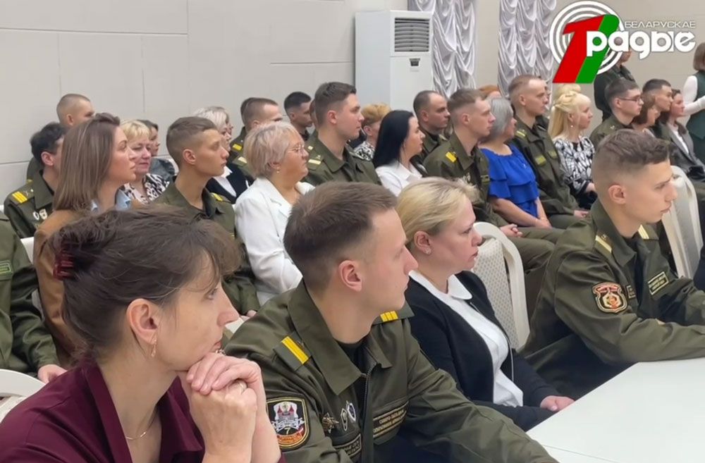 Семья Дубяго из Вилейки приняла участие в чествовании лучших солдат-срочников и их матерей