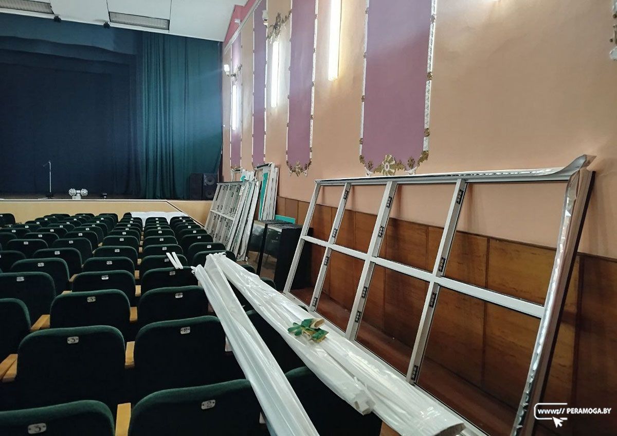 В агрогородке Нарочь обновляется сельский Дом культуры: что изменится после ремонта?