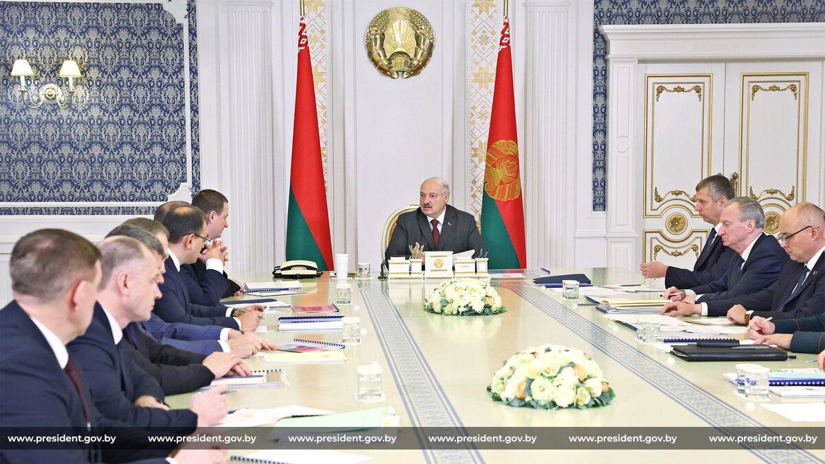 Александр Лукашенко: атомная станция – важнейший драйвер регионального развития на десятилетия вперед Александр Лукашенко: атомная станция – важнейший драйвер регионального развития на десятилетия вперед