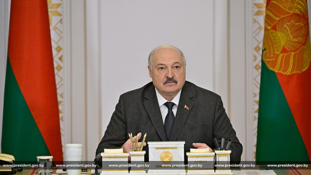 Развитие районов Припятского Полесья и реализация соответствующей программы стали темами совещания у Александра Лукашенко Развитие районов Припятского Полесья и реализация соответствующей программы стали темами совещания у Александра Лукашенко