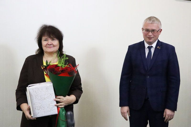 В Минском облисполкоме подвели итоги проекта "Здоровые города и посёлки". Среди победителей – вилейчане В Минском облисполкоме подвели итоги проекта "Здоровые города и посёлки". Среди победителей – вилейчане