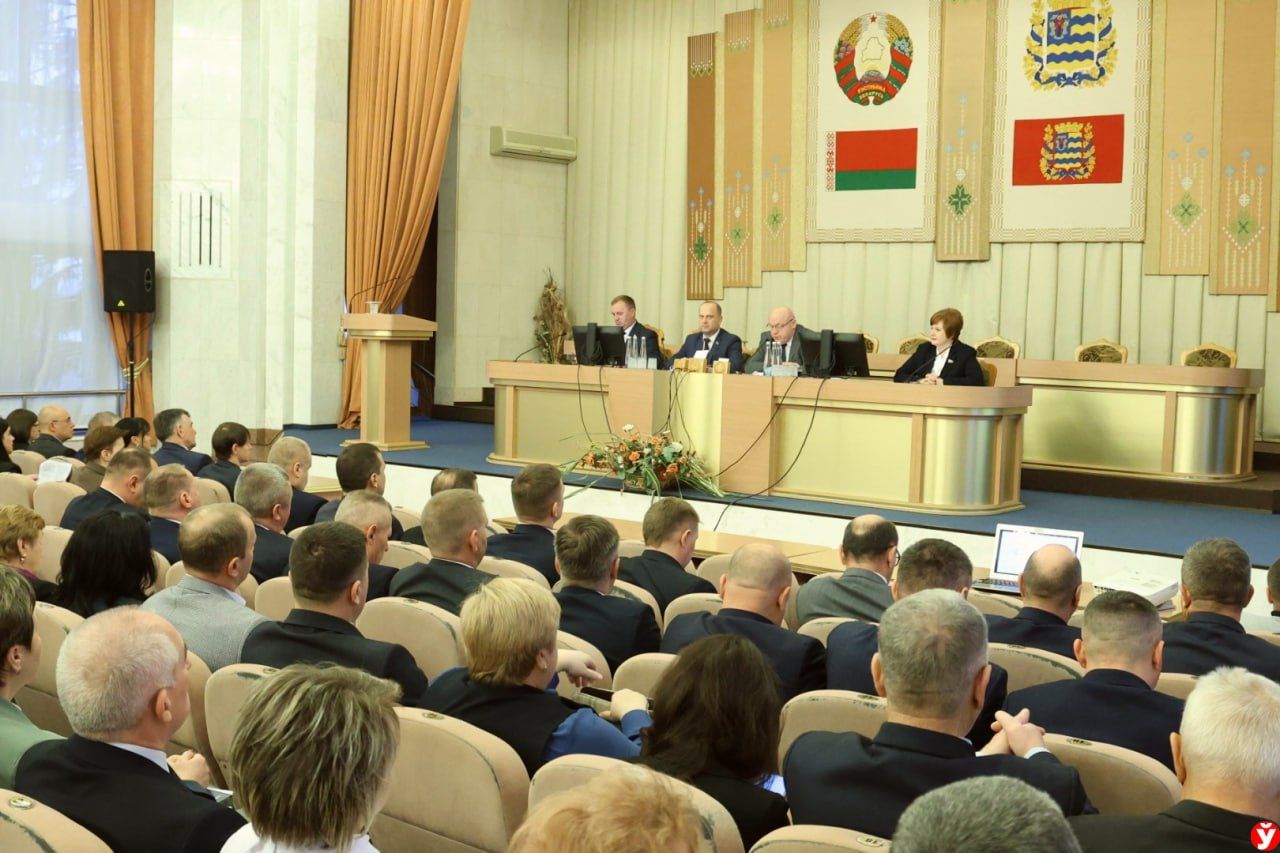 Делегаты ВНС от Минской области обсудили проект пятилетки