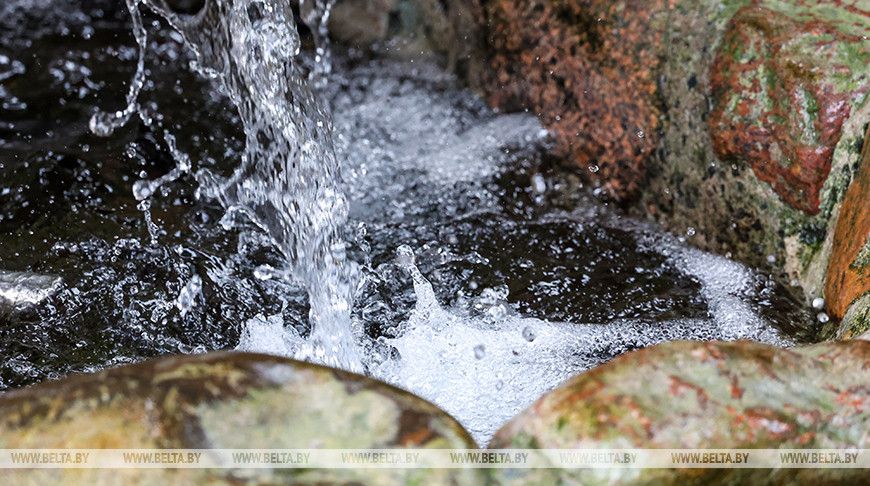 Территории девяти родников благоустроили в 2025 году в Минской области