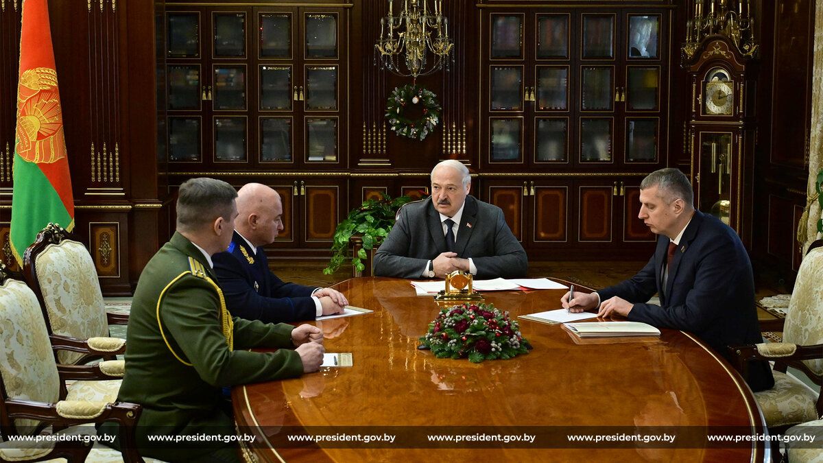 Александр Лукашенко принял кадровые решения