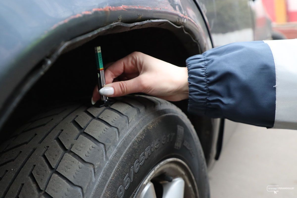 С 1 по 5 декабря ГАИ Вилейского района проводит республиканскую профилактическую акцию «Зима – экзамен для водителей!»