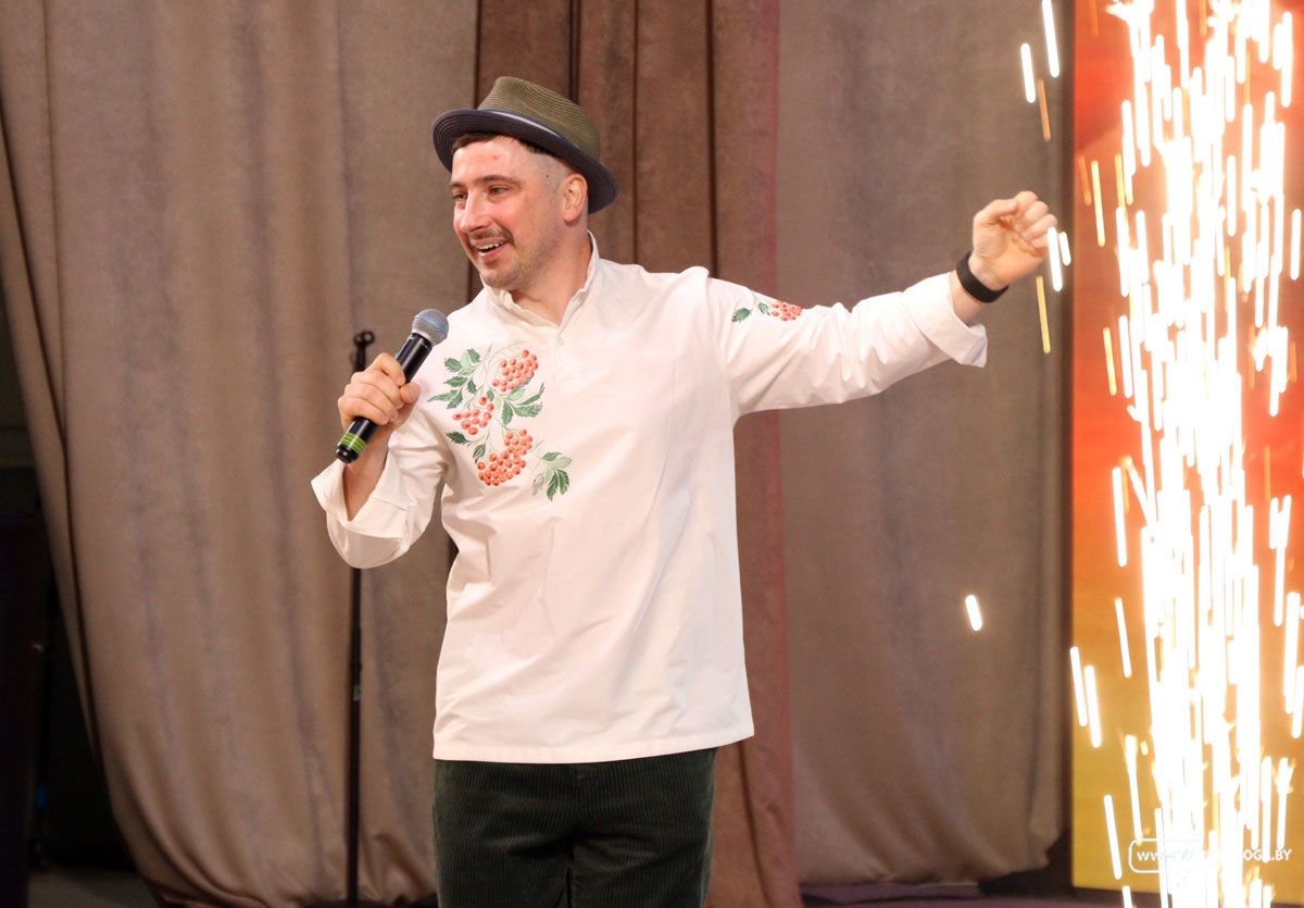 Со звездами и премьерами. Смотрите, как Дом культуры в Вилейке празднует юбилей