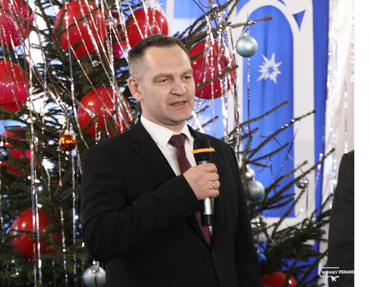 «Вы подарили нам праздник!» Министр транспорта приехал в Чурленскую среднюю школу с подарками