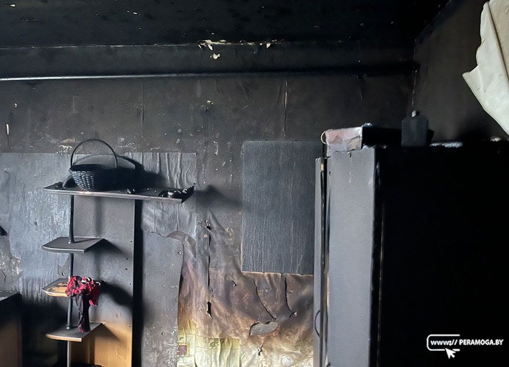 Не было дома, когда загорелся диван. В Вилейском районе произошел пожар