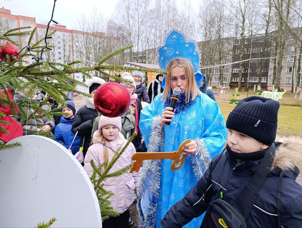 Волшебство в шаговой доступности. Посмотрели, чем в Вилейке удивляет резиденция Деда Мороза
