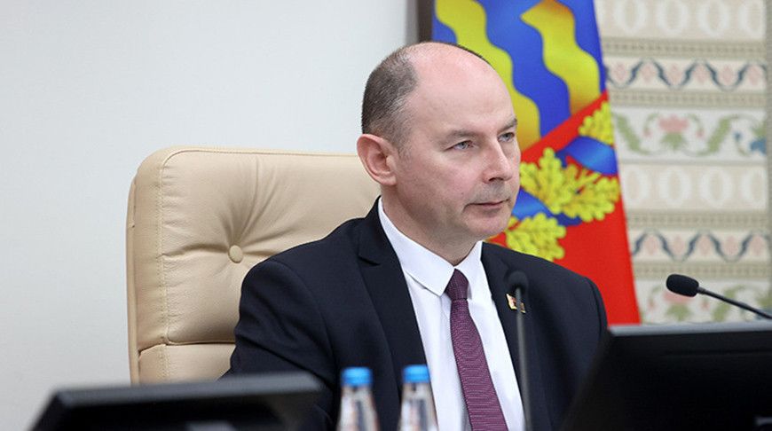 "Задействовать все силы и средства". Кушнаренко о готовности служб Минской области к снежной стихии