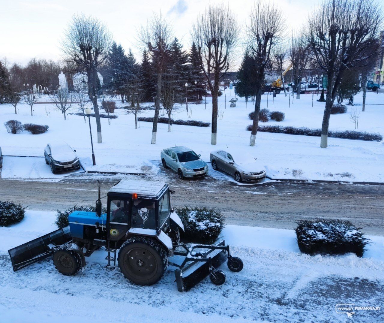 В Вилейском ЖКХ рассказали, сколько техники задействовано в борьбе с циклоном Улли