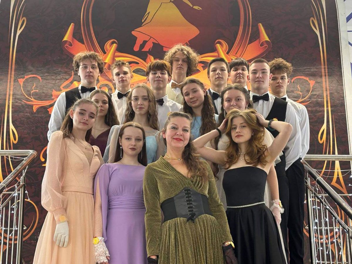 Вилейский танцевальный коллектив принял участие в молодежном балу в Солигорске