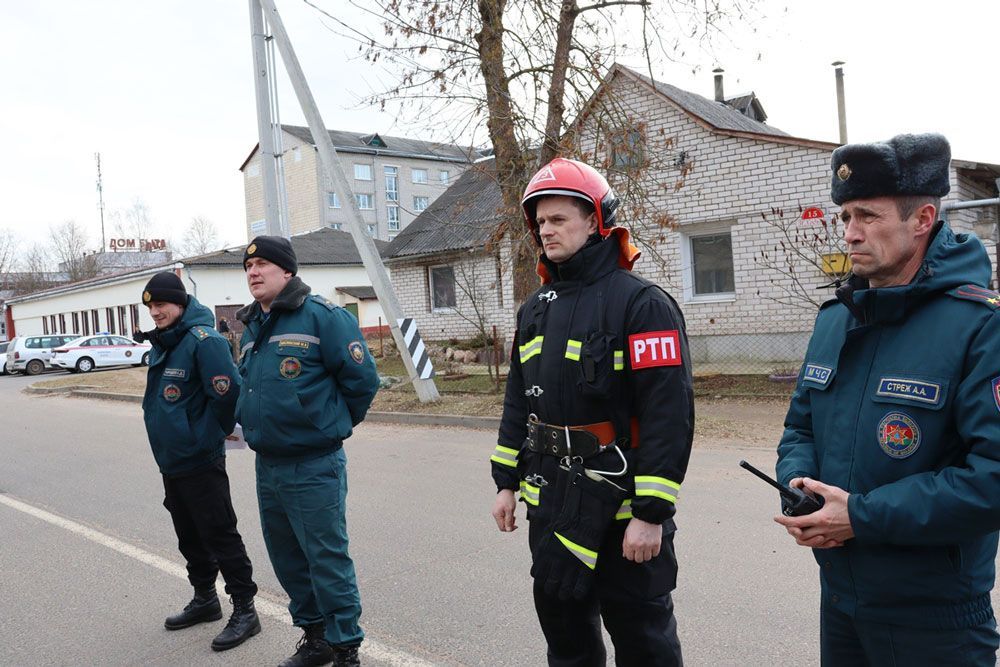 РОЧС проверил, как соблюдаются требования пожарной безопасности в школах и детсадах Вилейки