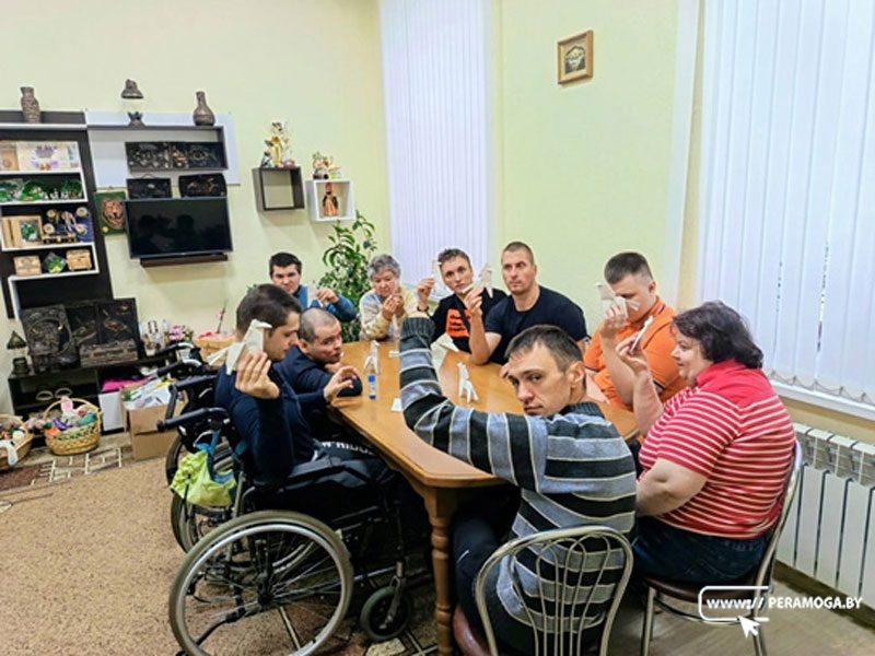 «Волшебный квадрат»: инклюзивное творчество, меняющее жизни через сгибы бумаги