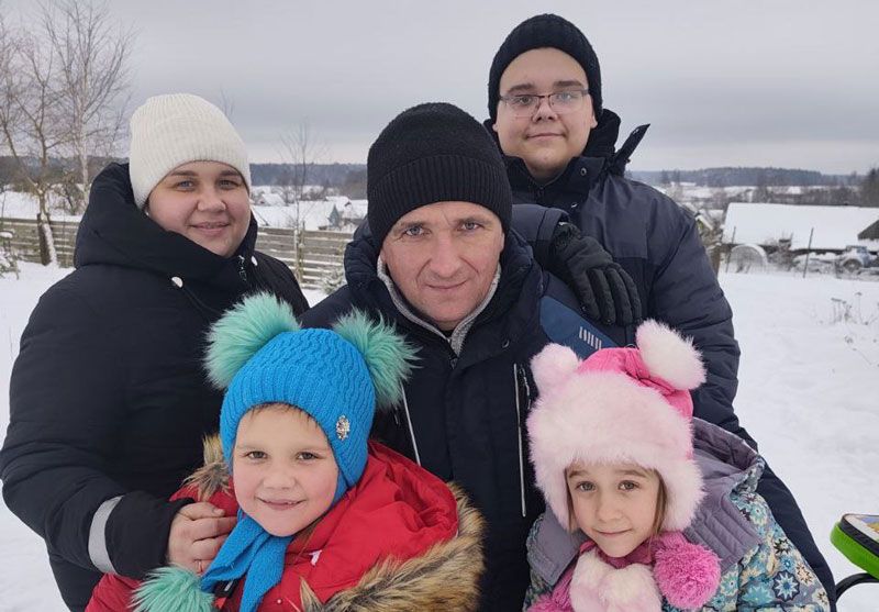 «Дзеці, ты і я – разам дружная сям’я». Жыхары Людвінова Дар’я і Генадзь Жыгалавы могуць гаварыць так з поўным правам