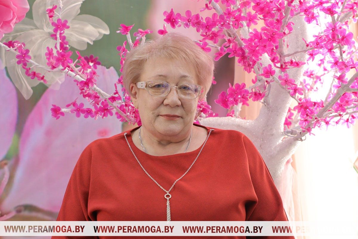 История Валентины Вяжевич, которая и лифт перезагрузит, и тортик испечет